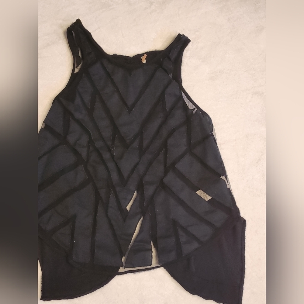 Free People Size Small Black Sleeveless Geometric Top